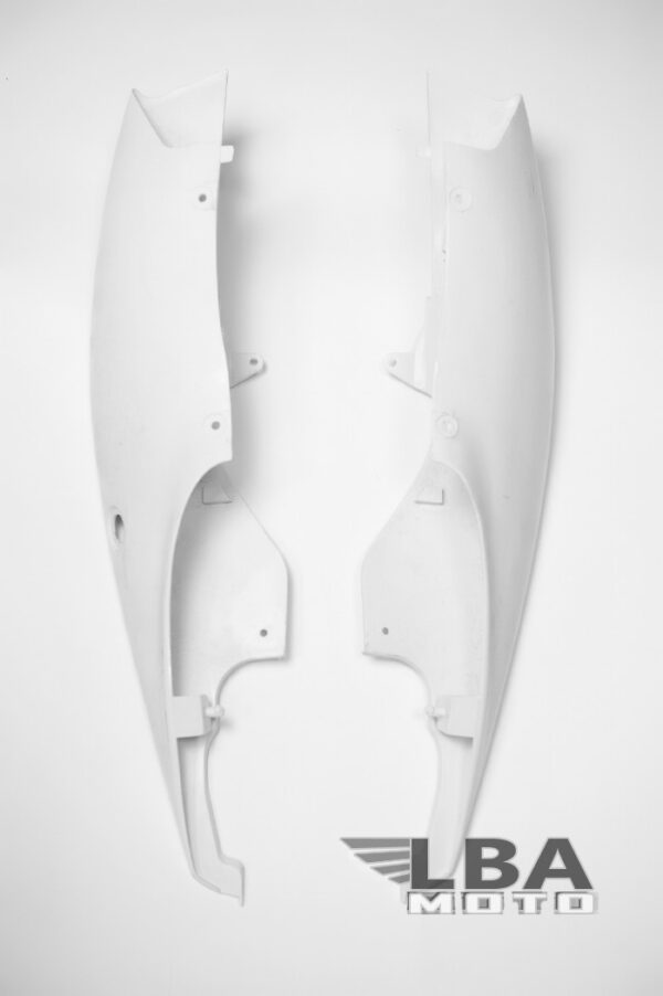 Хвост правая часть для Suzuki GSX-R 750/600 06-07 Без цвета